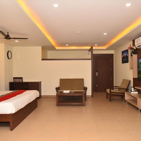 Апартаменти M R Residency Dharwad. Екстер'єр фото