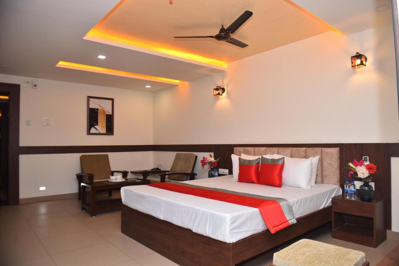 Апартаменти M R Residency Dharwad. Екстер'єр фото