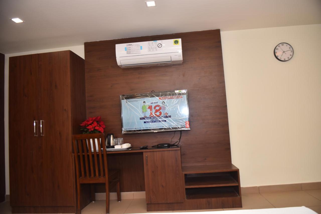 Апартаменти M R Residency Dharwad. Екстер'єр фото