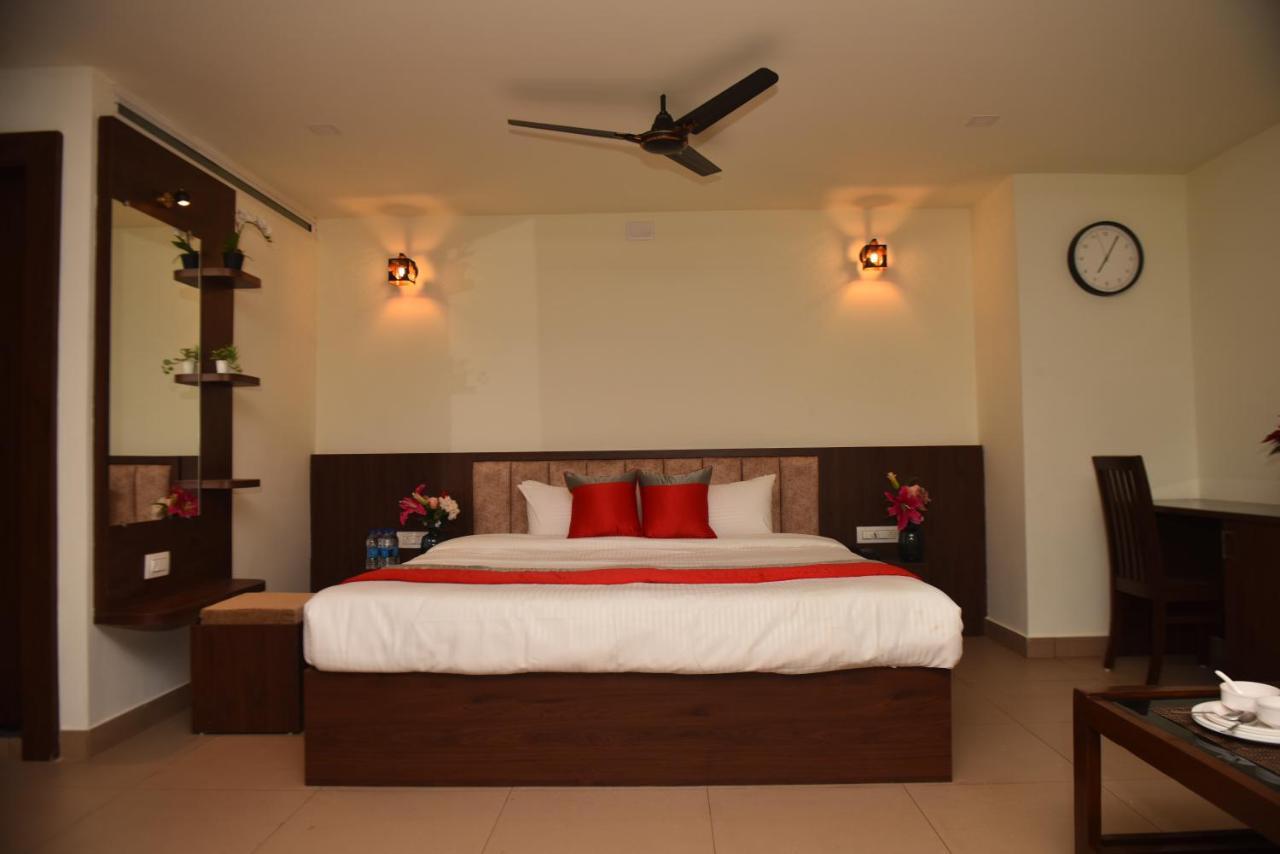 Апартаменти M R Residency Dharwad. Екстер'єр фото