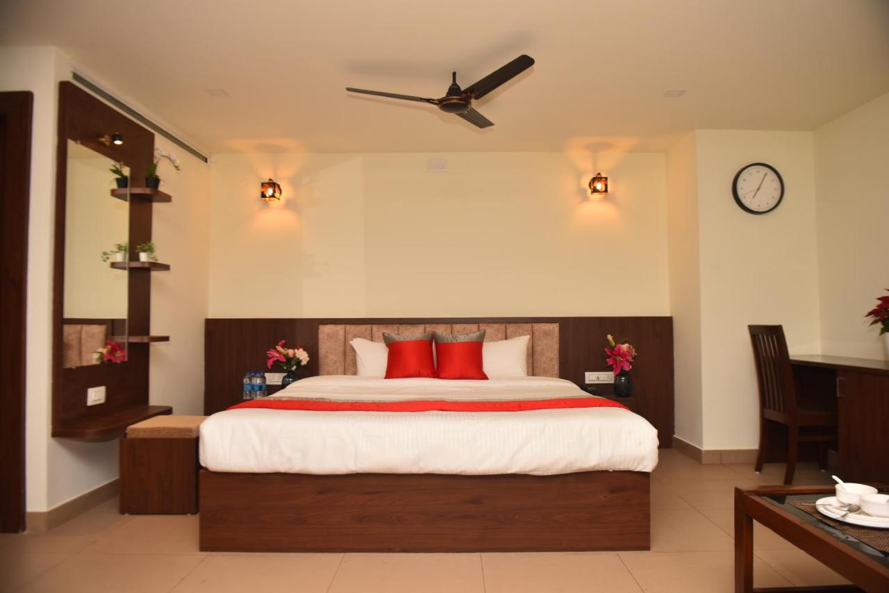 Апартаменти M R Residency Dharwad. Екстер'єр фото